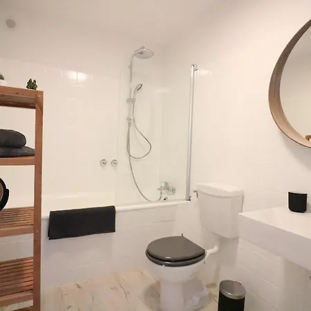 アパート Im Zentrum Von Langenhagen Mit Netflix Und Tiefgarage