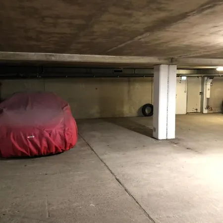 Im Zentrum Von Langenhagen Mit Netflix Und Tiefgarage ハノーファー