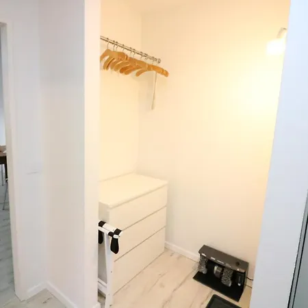 Im Zentrum Von Langenhagen Mit Netflix Und Tiefgarage